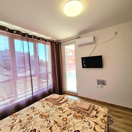 Sunny Breeze Apartament *